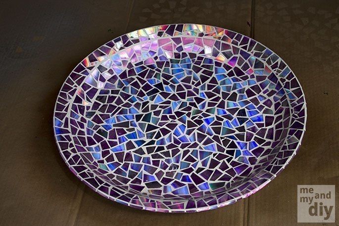 DIY Mosaic Bird Bath