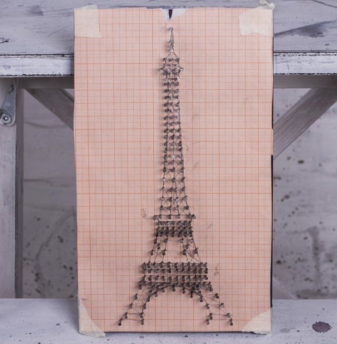 How to DIY Eiffel tower: Create interior painting in the style of string art