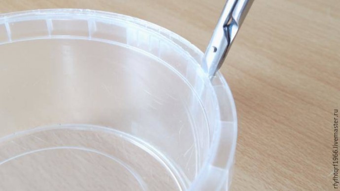 Transform a plastic jar to basket Transform a plastic jar to basket