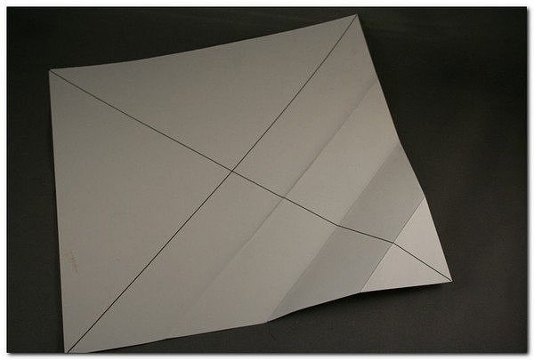 Simple Origami Gift Box Folding Instructions