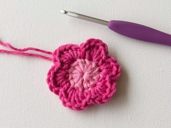 How To Make Crochet Flowers Step By Step
