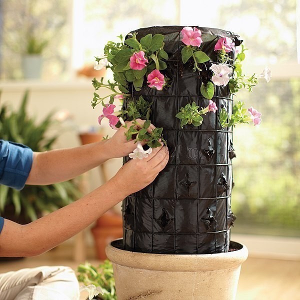 HOW TO MAKE FLOWER TOWER GARDEN