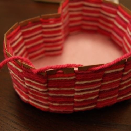 Heart-Shaped Basket Weaving Tutorial Heart-Shaped Basket Weaving Tutorial
