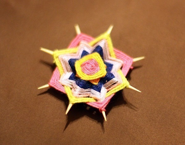 DIY Weave a Mandala Brooch with Toothpicks