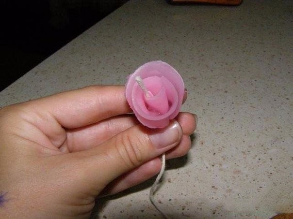 How to Make a Candle Wax Roses