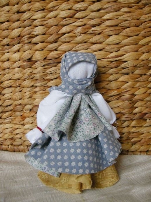 How to make a folk doll