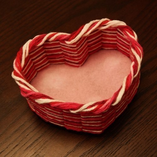 Heart-Shaped Basket Weaving Tutorial Heart-Shaped Basket Weaving Tutorial