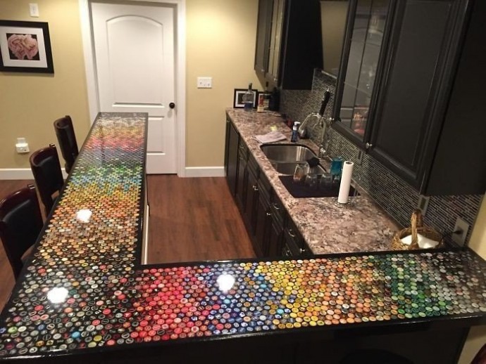 Man Collects Bottle Caps For 5 Years To Redo His Kitchen, And Here’s The Result Man Collects Bottle Caps For 5 Years To Redo His Kitchen, And Here’s The Result
