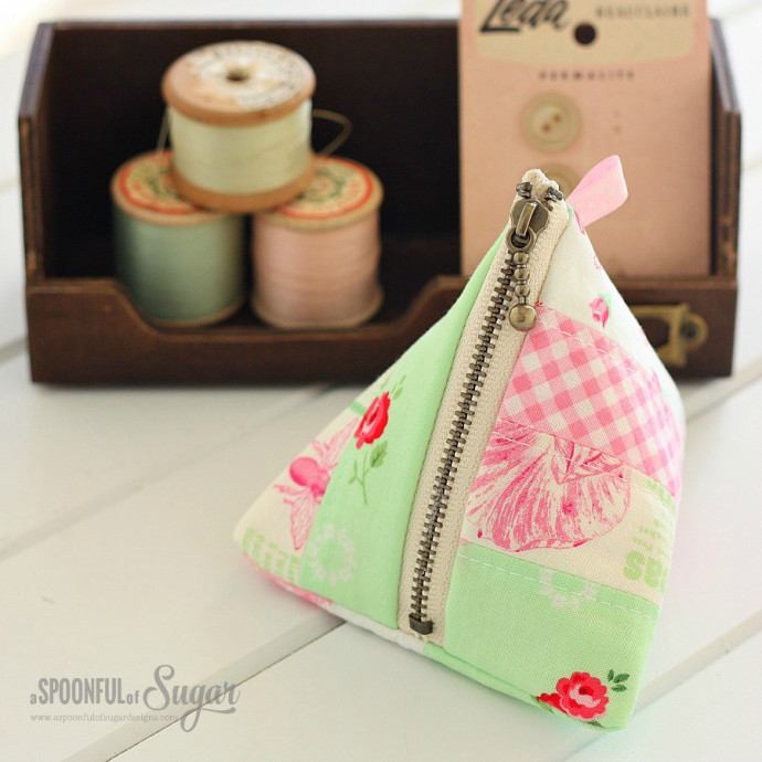 Sewing Idea – Triangle Pouch
