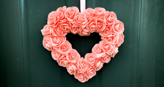 Dollar Store Valentine’s Day Heart Wreath Decoration
