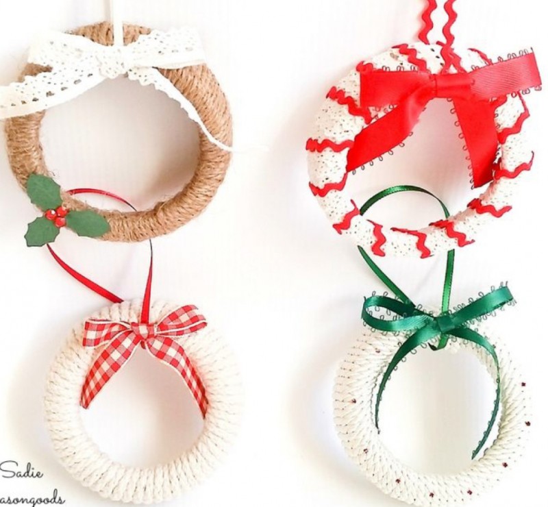 Mini Christmas Wreaths from Mason Jar Lids — All Craft Ideas